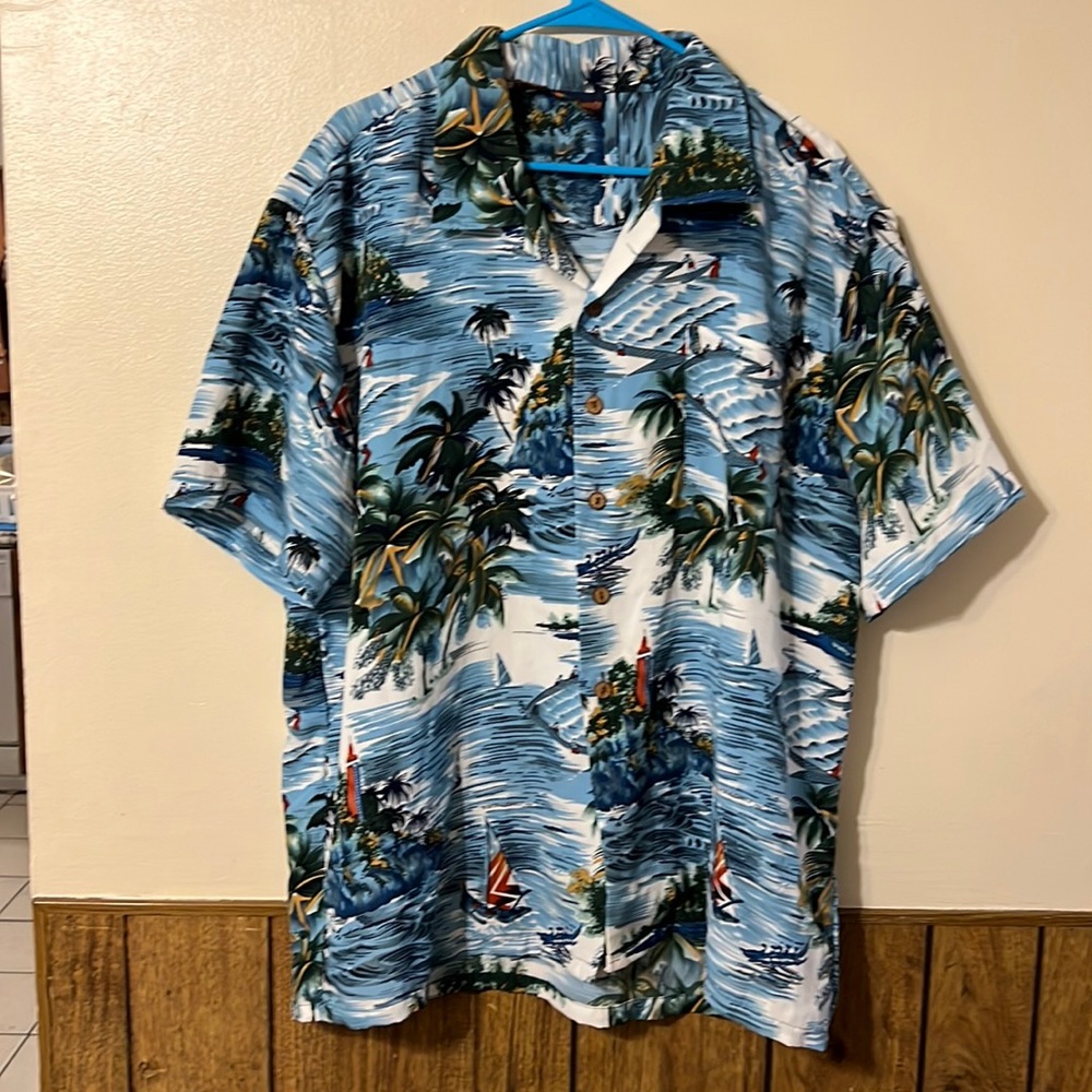Roundy Bay Blue Floral Hawaiian Short Sleeve Button Down Shirt Size XL